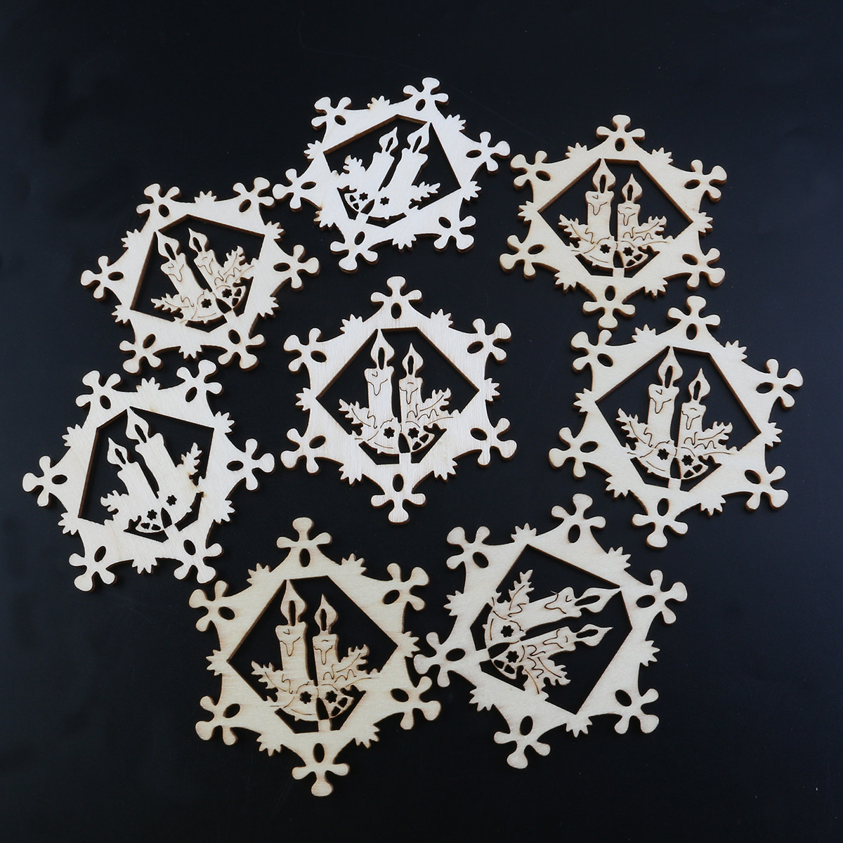 Christmas Craft Embellishment - 10 szt. Zawieszki Śnieżynki Świąteczne Drewniane