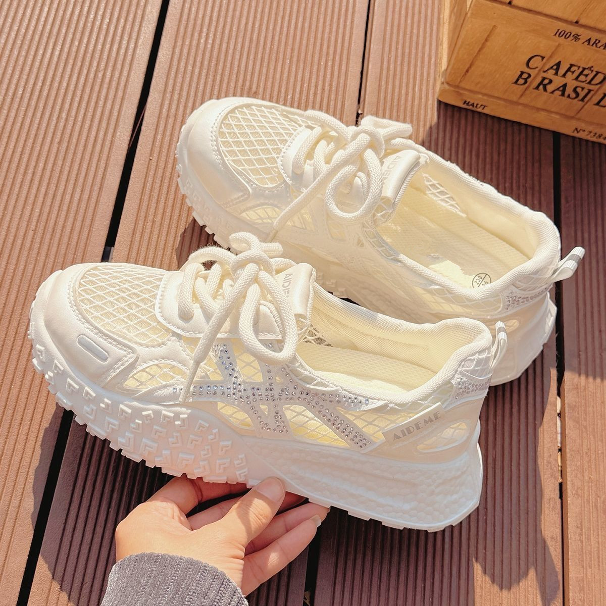 Crystal Mesh Fabric - Letnie damskie sneakersy z siateczki z