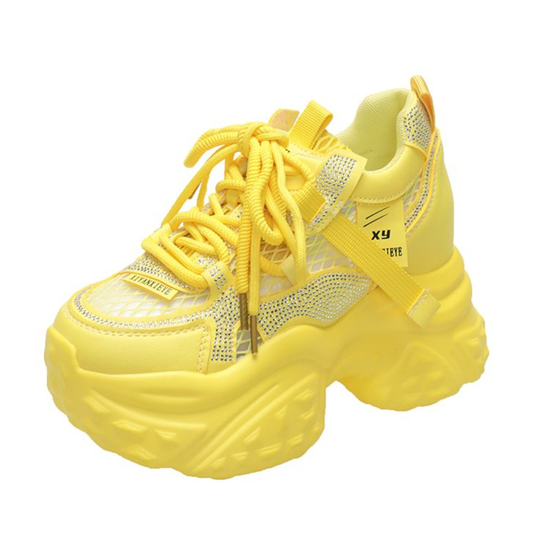 Nowe sneakersy z siateczki Air – Crystal Mesh Fabric recenzja i cena